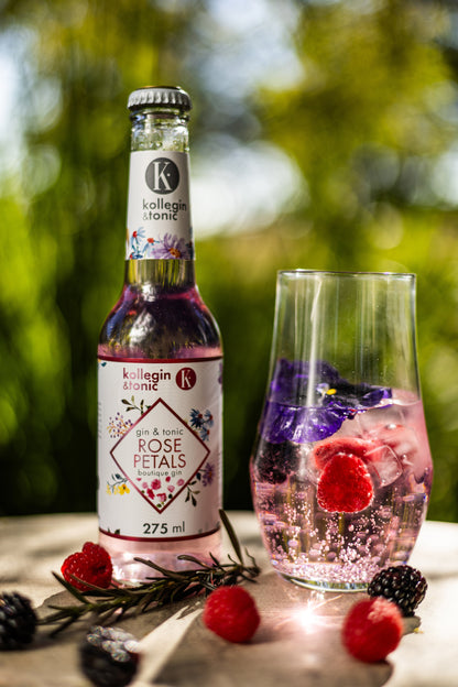 Gin & Tonic - Rose Petals