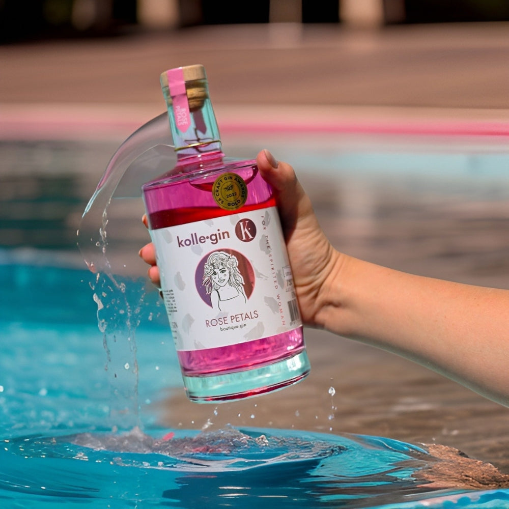 Romantic Emily | Rose Petals Gin