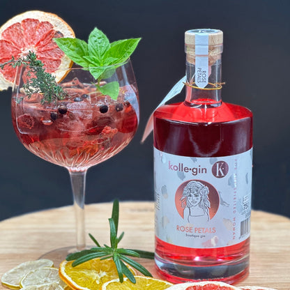 Romantic Emily | Rose Petals Gin